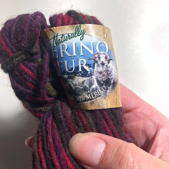 Naturally Merino & Fur 30% Possum 70% Merino Varigated Yarn #1902 - Picture 5 of 5